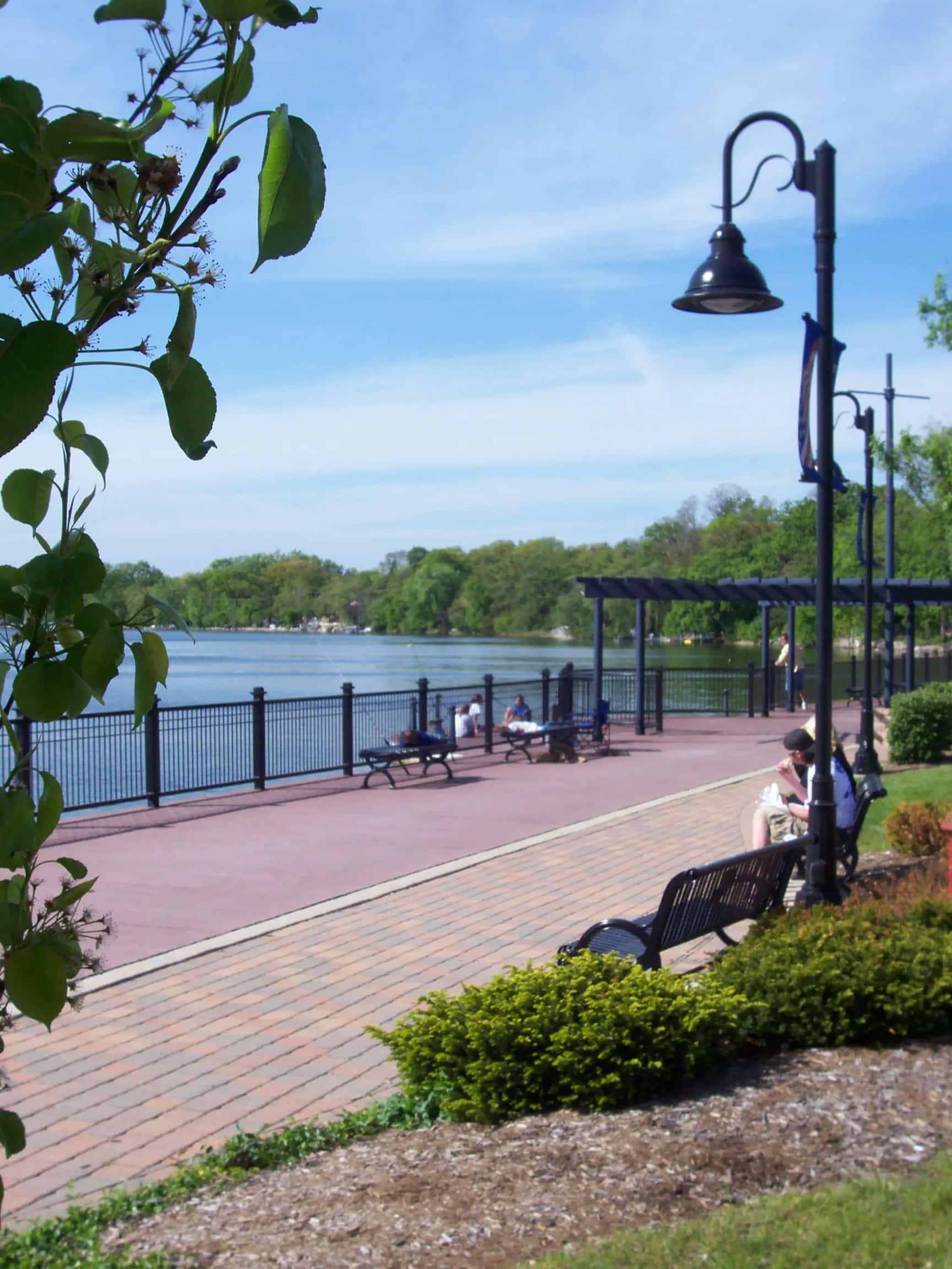 The public lakefront promenade in Lake Zurich