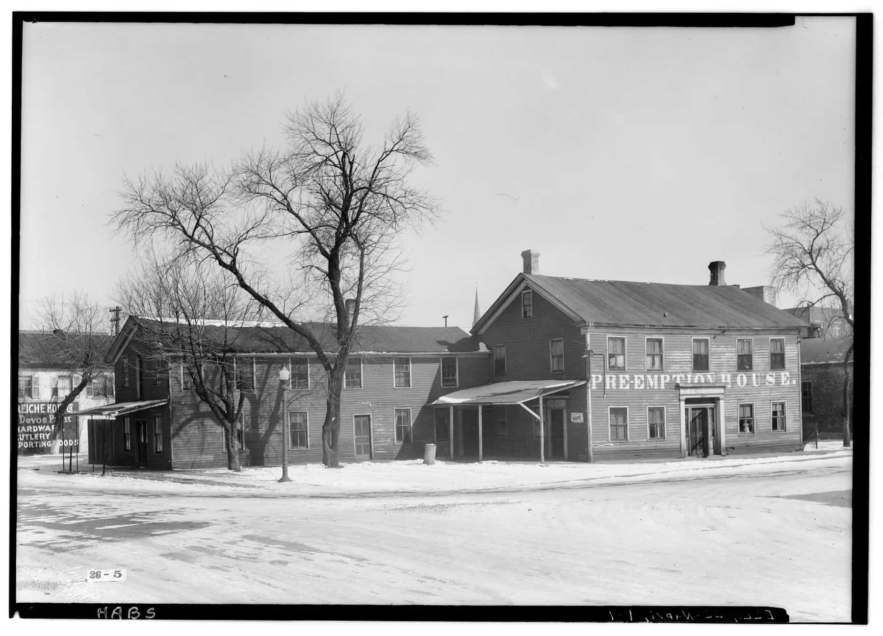 Pre-Emption House viewed from the southwest